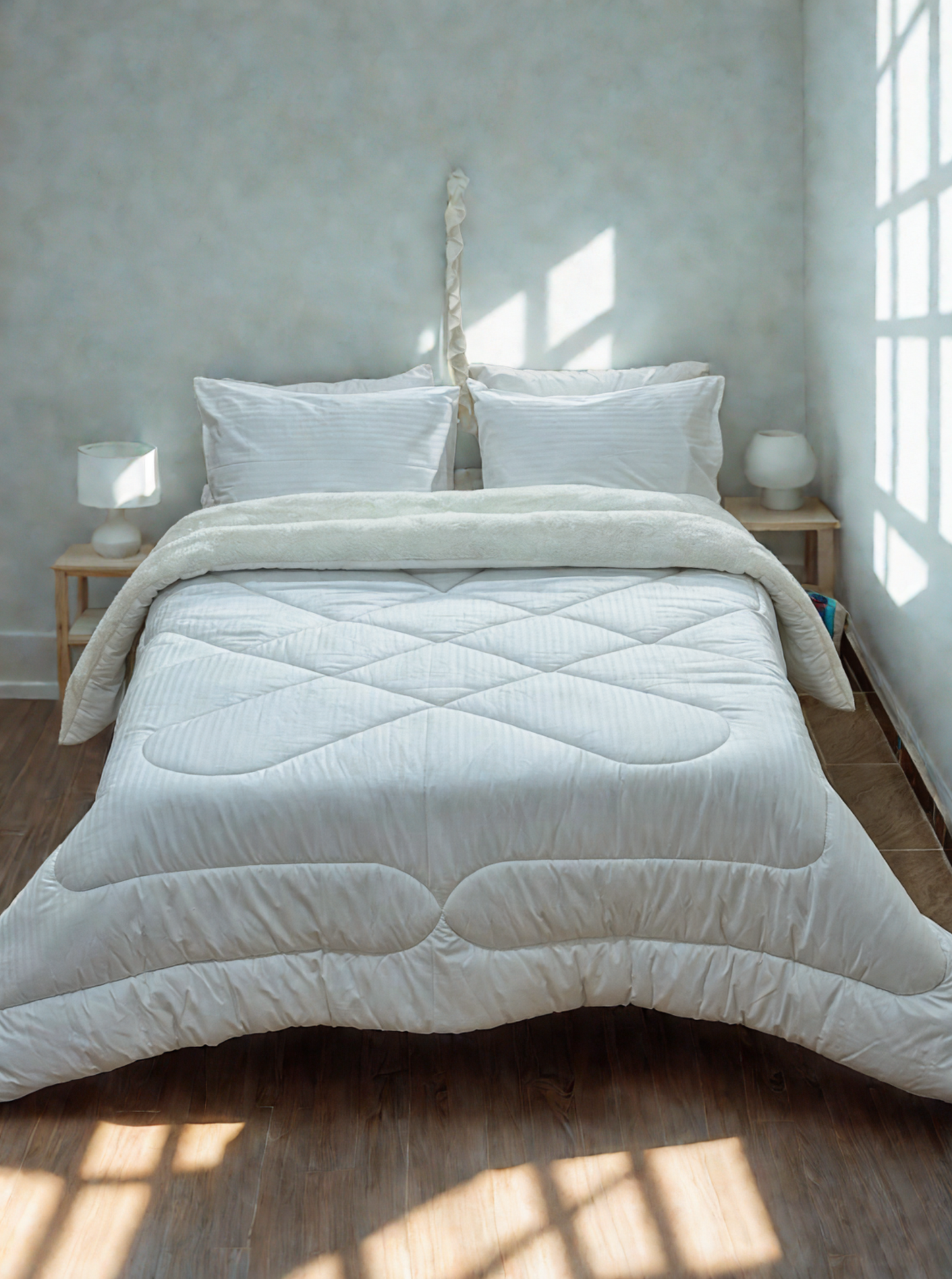 Hotel Style Stripes Fur Quilt Set