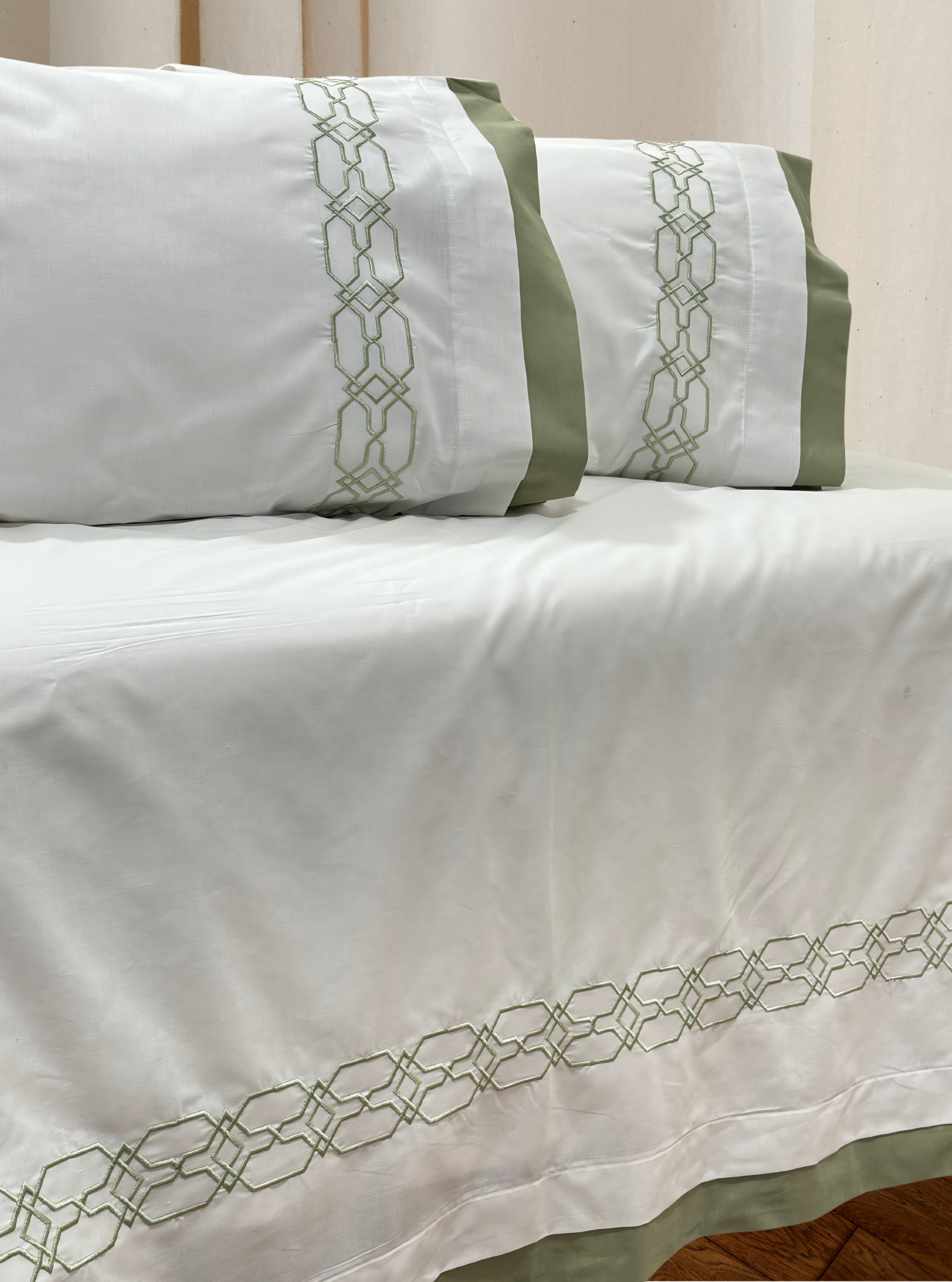 PolyCotton Embroidered Bed Sheet Set (Model 3)