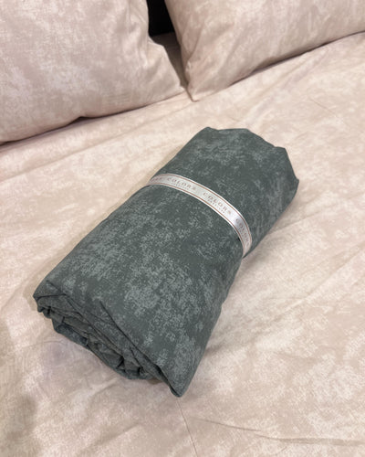 Textured Fitted Bedsheet Set with 2 Pillowcases