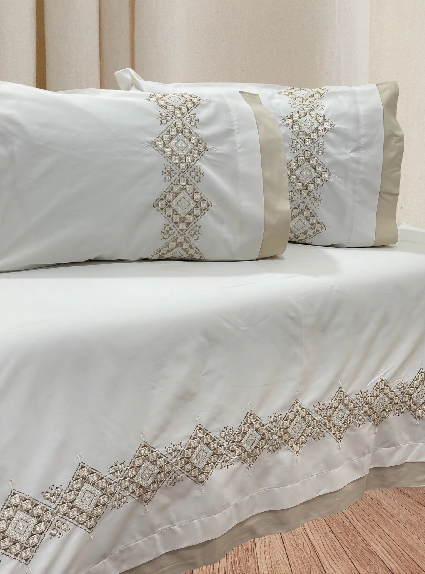 PolyCotton Embroidered Bed Sheet Set (Model 5)