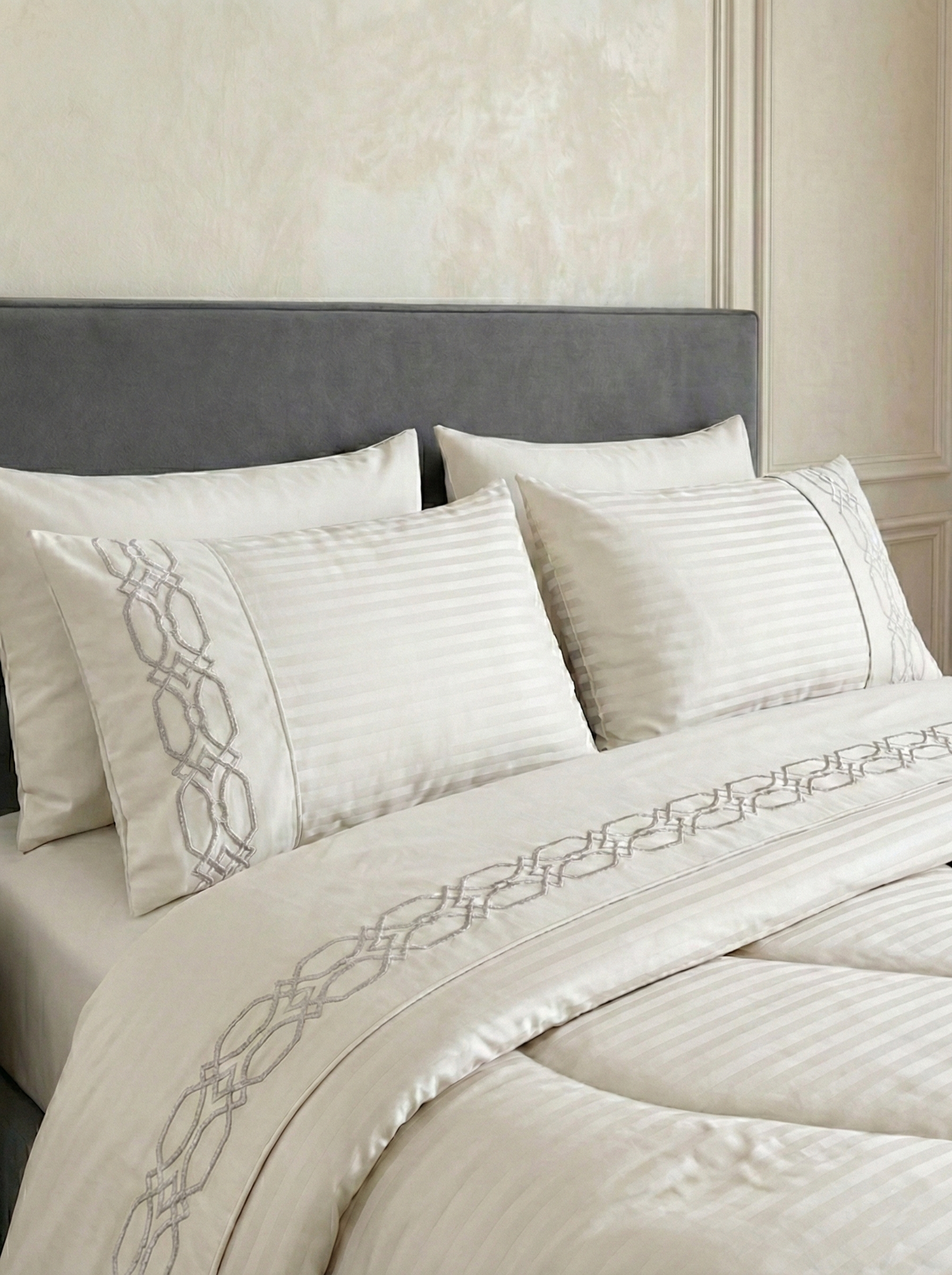 Embroidered Hotel Stripes Quilt Set (Pure Soft Cotton)