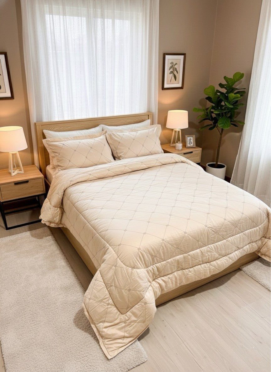 G Embroidered Capitone Quilt Set (Soft Cotton Satin)