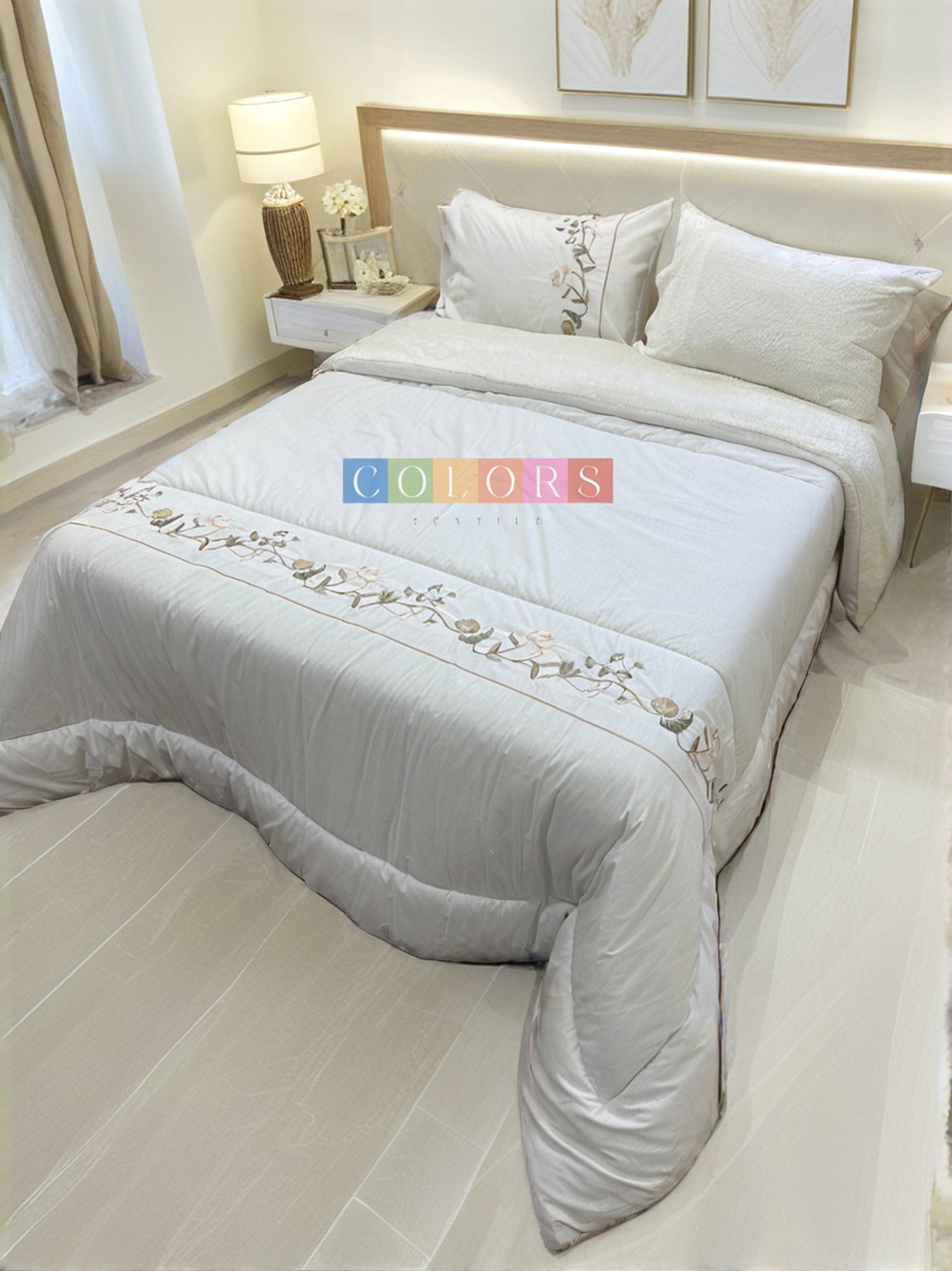 Luxurious Embroidered Quilt Set with Fur Backing( New Arrival ) ( Model 2 )