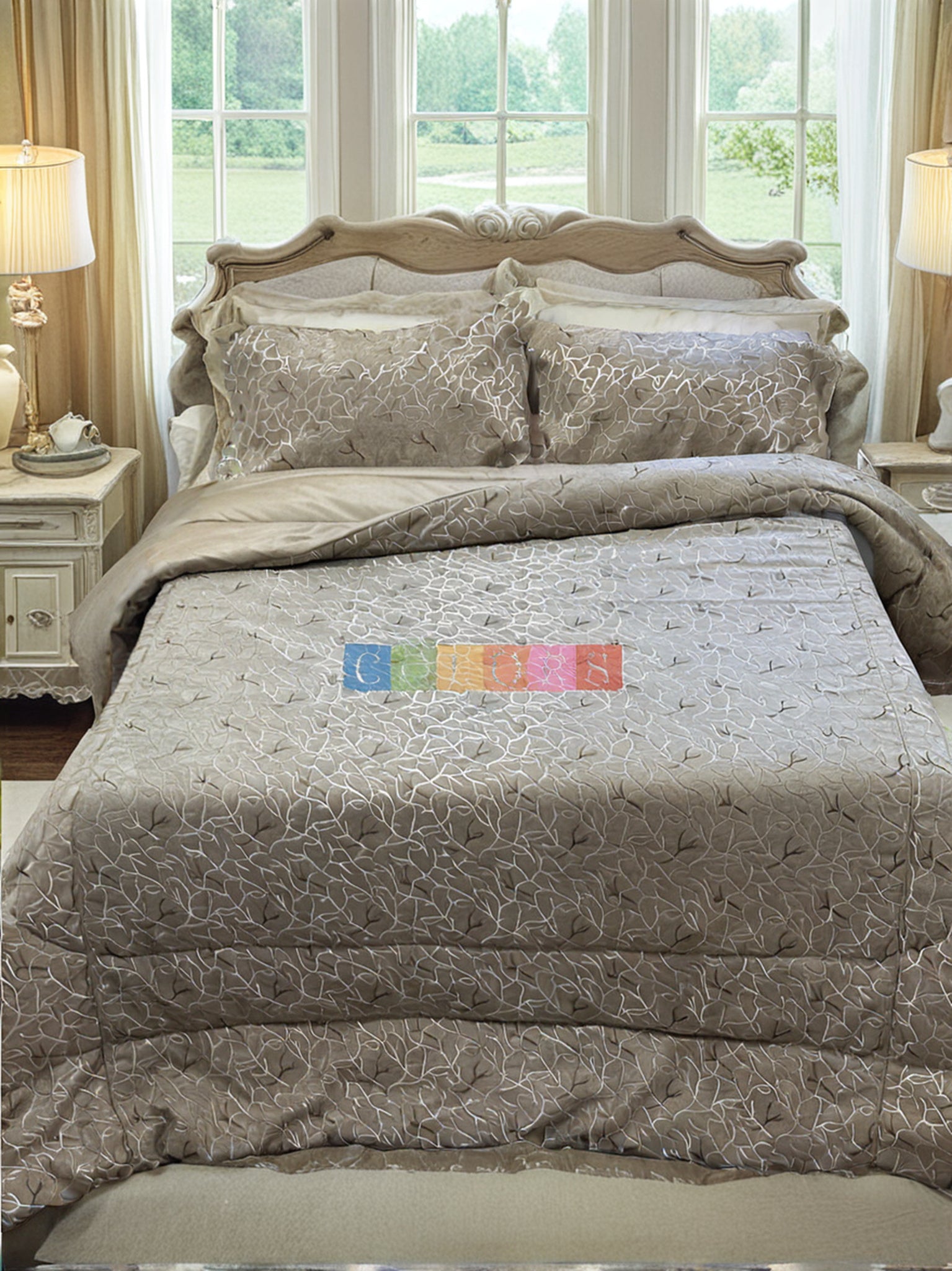 luxurious Classic Quilt Set ( Channel Fabric )