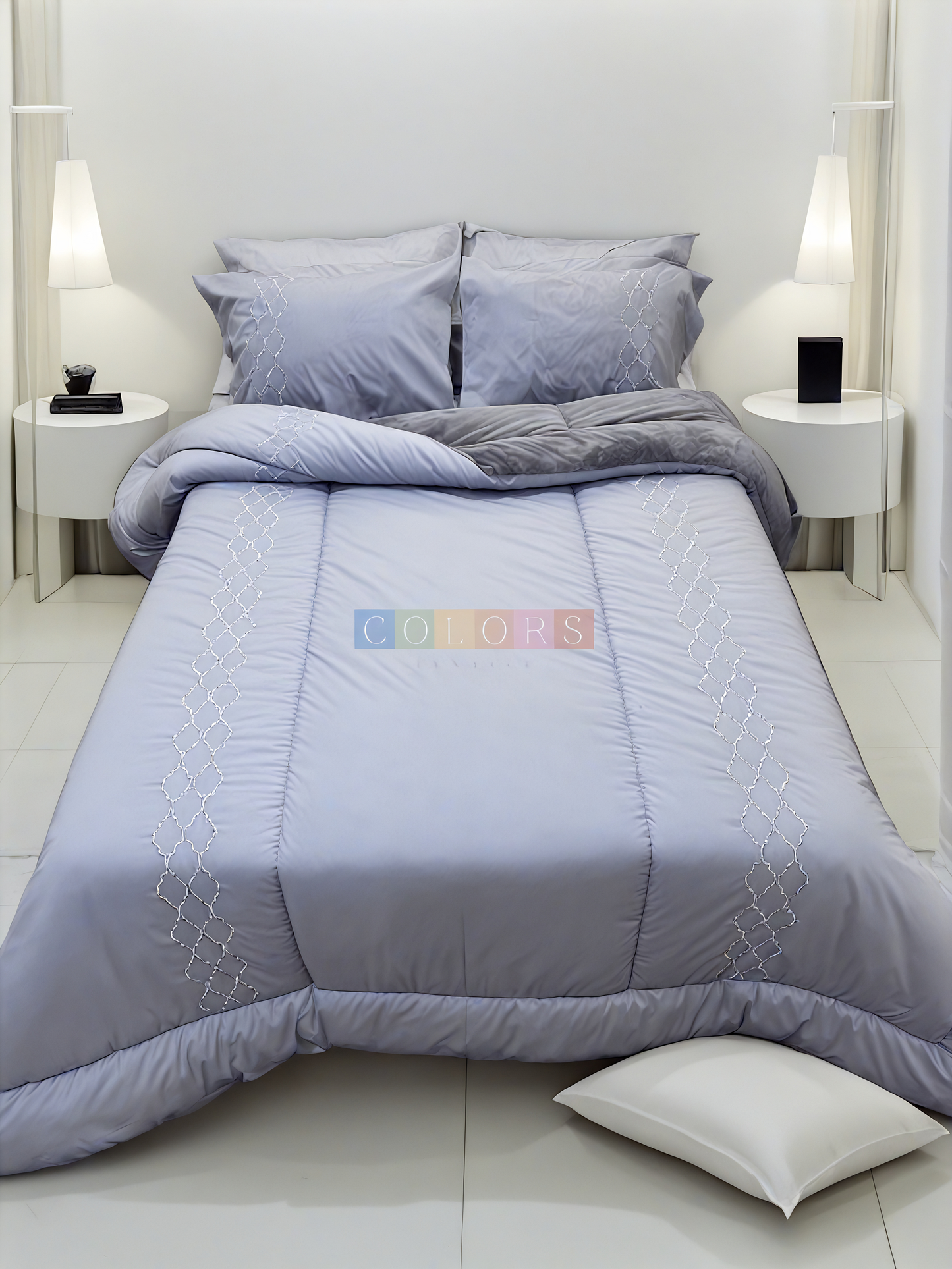 Luxurious Embroidered Quilt Set with Fur Backing( New Arrival )